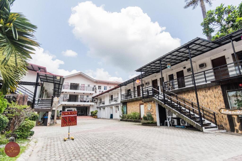 Quezon Premier Hotel Lucena Exterior photo