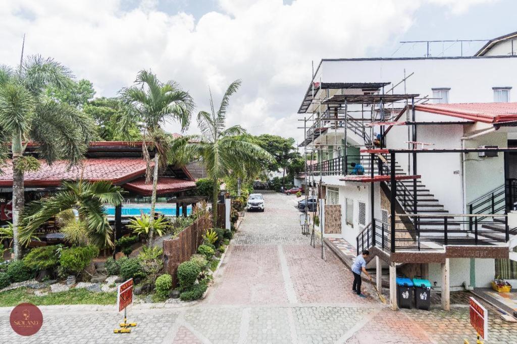 Quezon Premier Hotel Lucena Exterior photo
