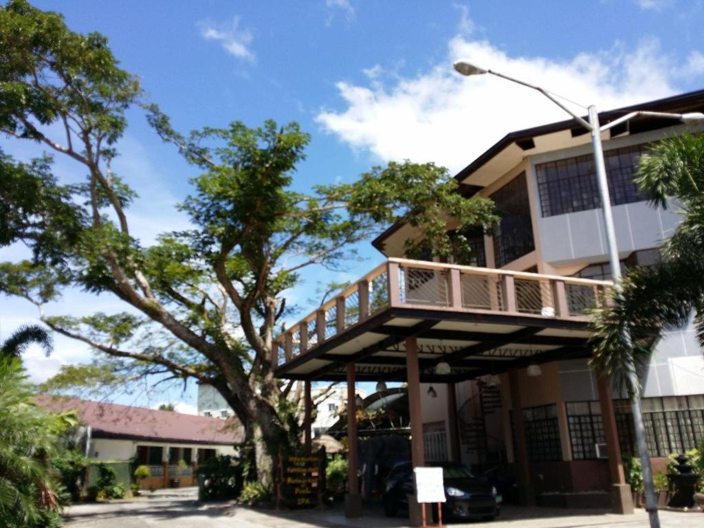 Quezon Premier Hotel Lucena Exterior photo
